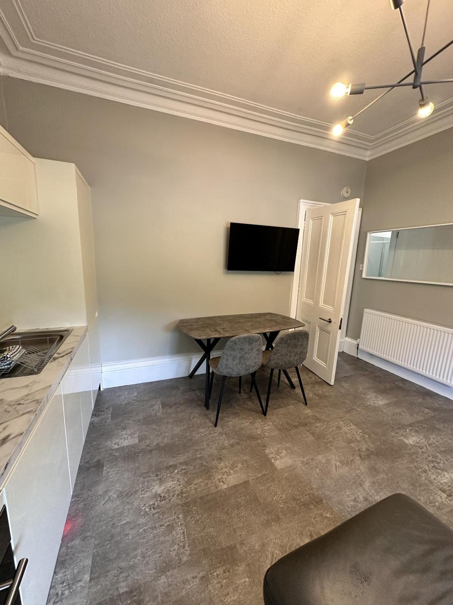 Springbank Apartment Aberdeen Bagian luar foto